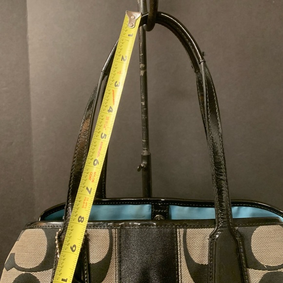 Coach Kisslock Signature Jaquard Tote - Picture 9 of 9